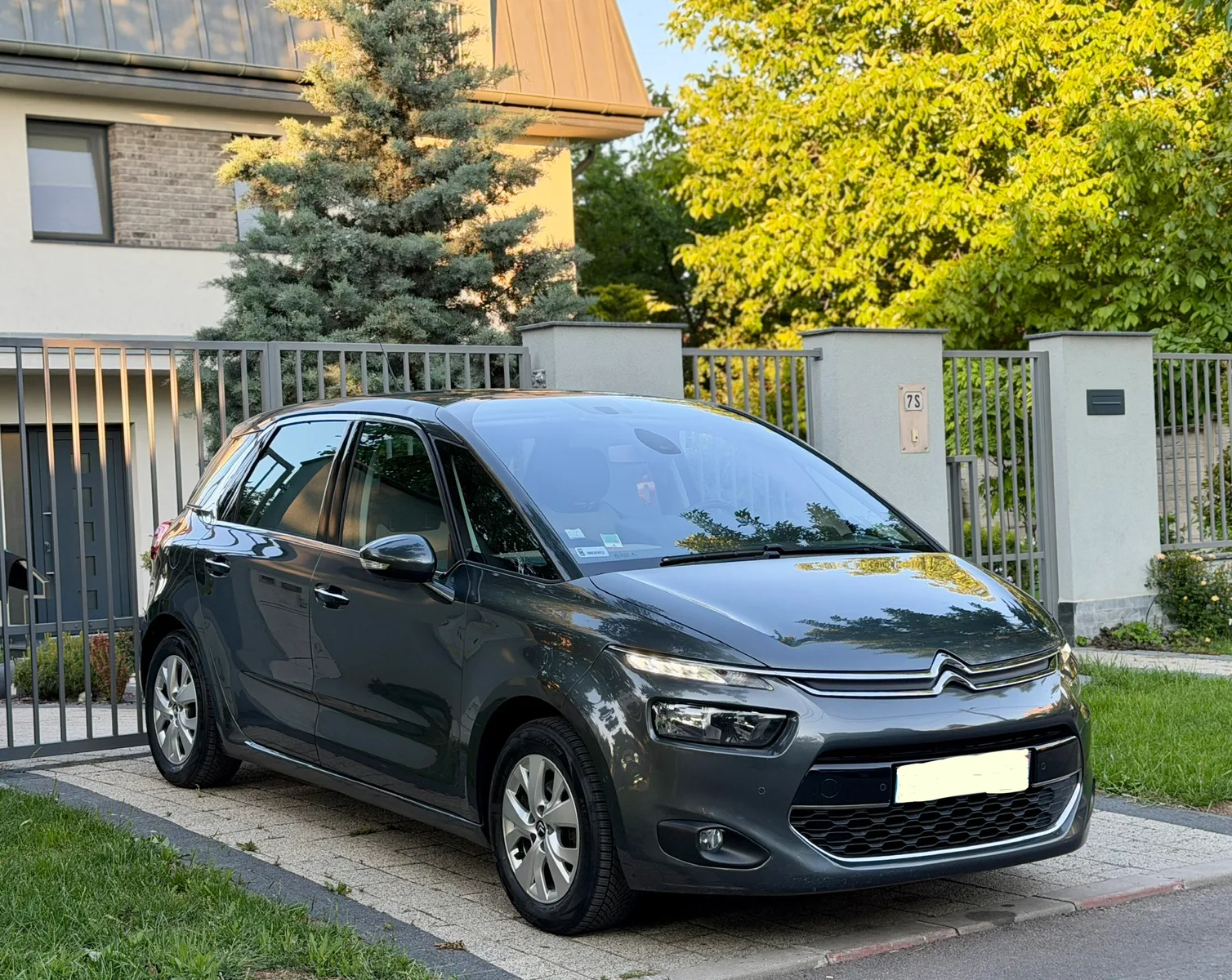 CITROEN C4 picasso-155.000 km- an 2016