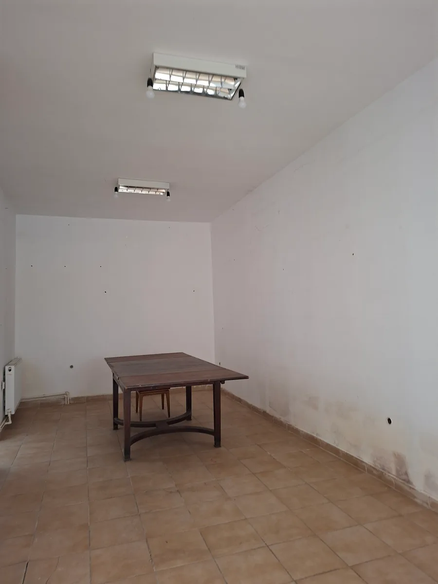 Inchiriez 45 mp, ultracentral, birouri/servicii