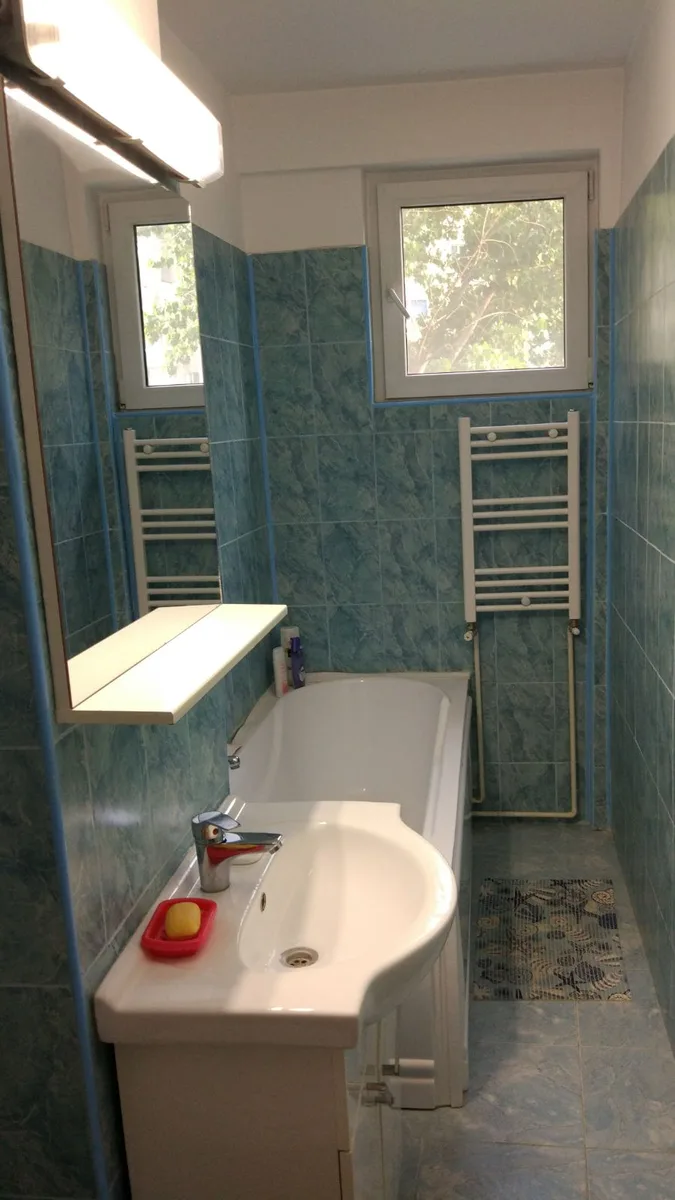 De închiriat garsoniera decomantată 36 mp Dristor 1 metrou