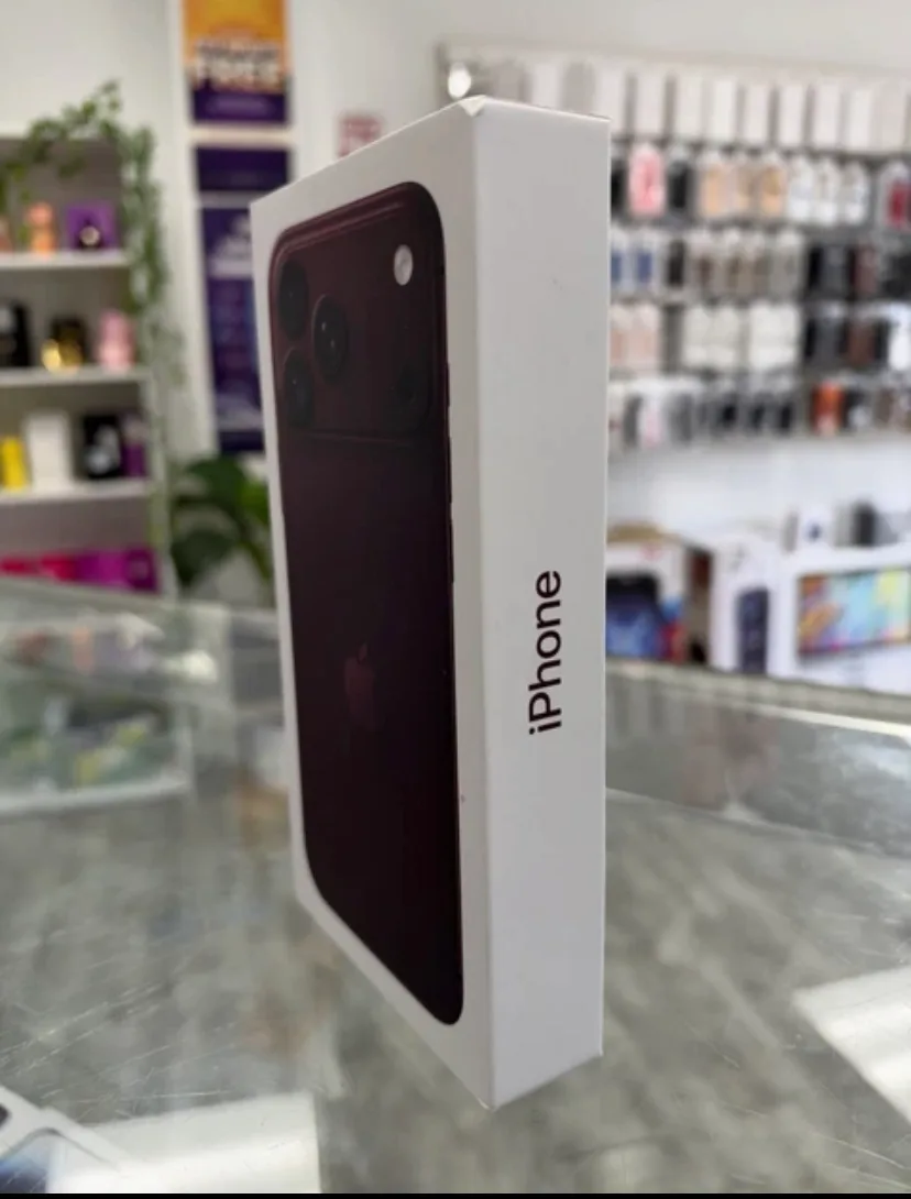 iPhone 18 Pro Max 512GB nou, original, deblocat (pentru SIM fizic) + Garanție.