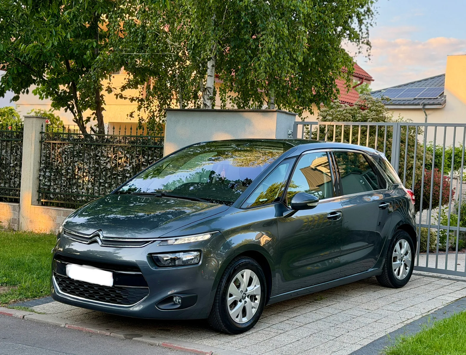 CITROEN C4 picasso-155.000 km- an 2016